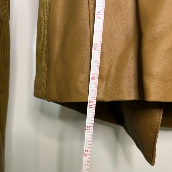 Vince NWOT Goat Leather Moto Jacket Size XS - Picture 11 of 11